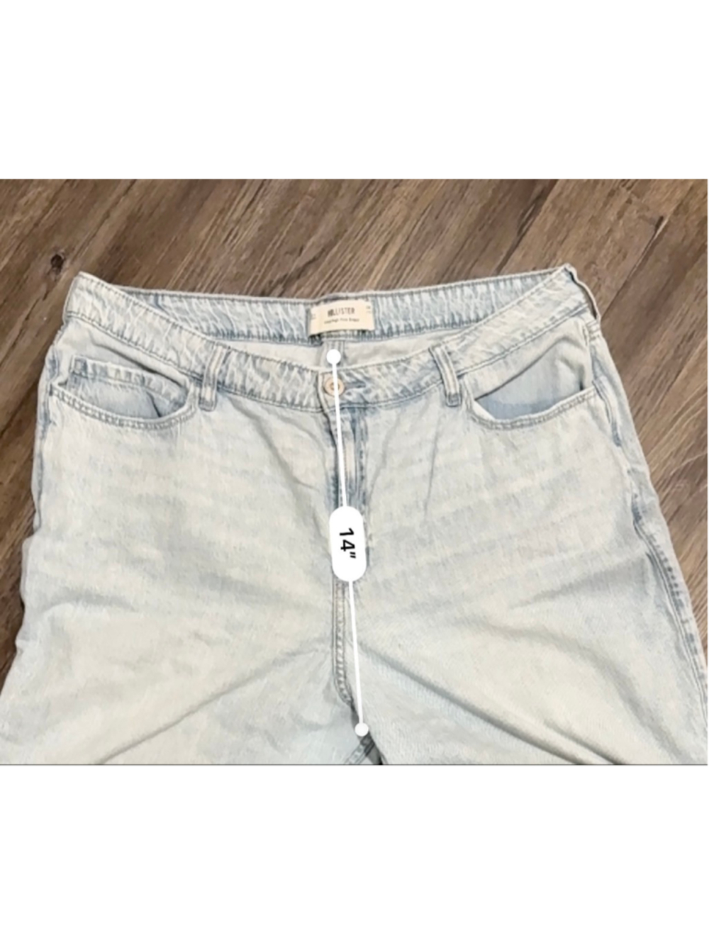 Hollister Women’s Ultra High-Rise Baggy Jeans Sz 18L Light Wash Wide Leg Cropped - Picture 6 of 9